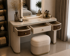 Nooré Cane Vanity Set