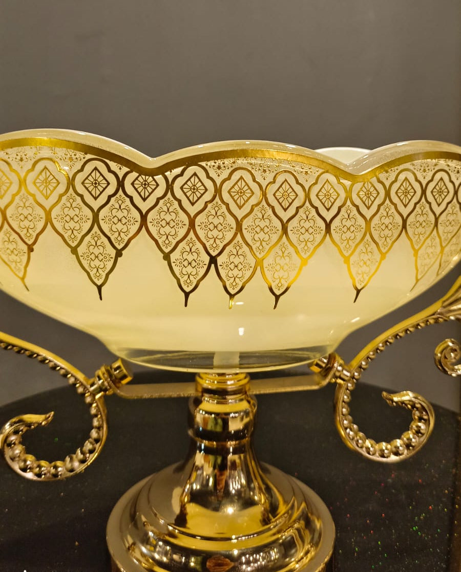 Antique Gold Filigree Centerpiece Bowl detail view