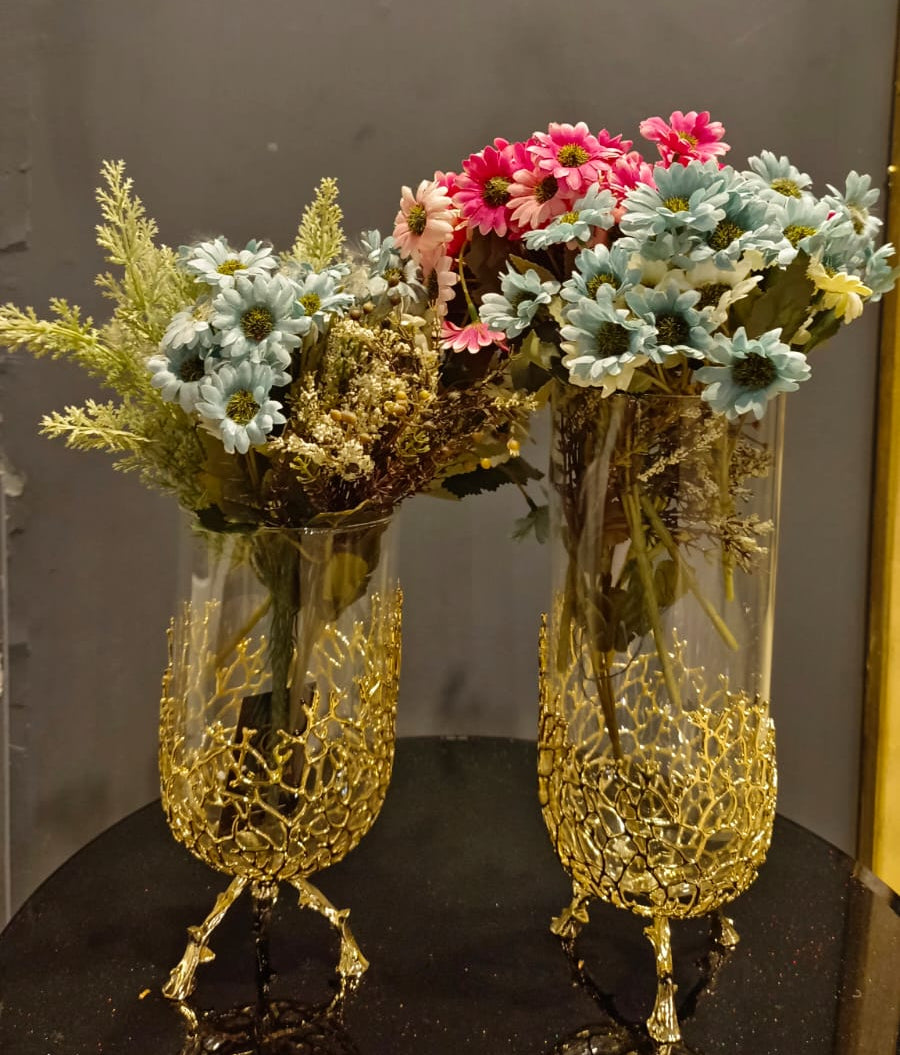 Golden Lattice Vases detail view
