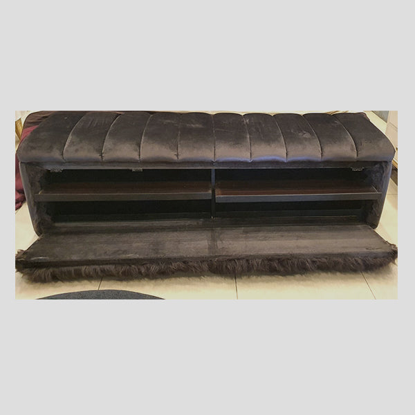 Bedroom bench with shoe rack detail view
