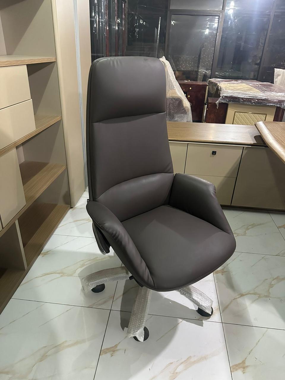 Orbit Executive Chair by Z Galleria
