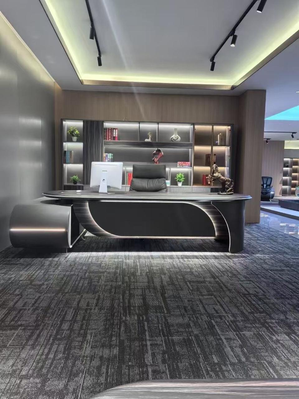 High-End Contemporary Desk side profile