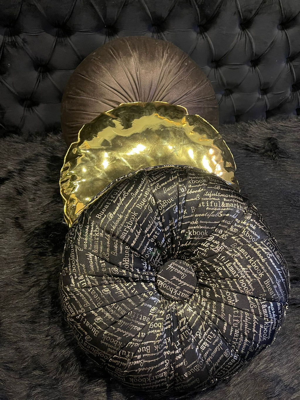 Black Text Cushion - Z Galleria