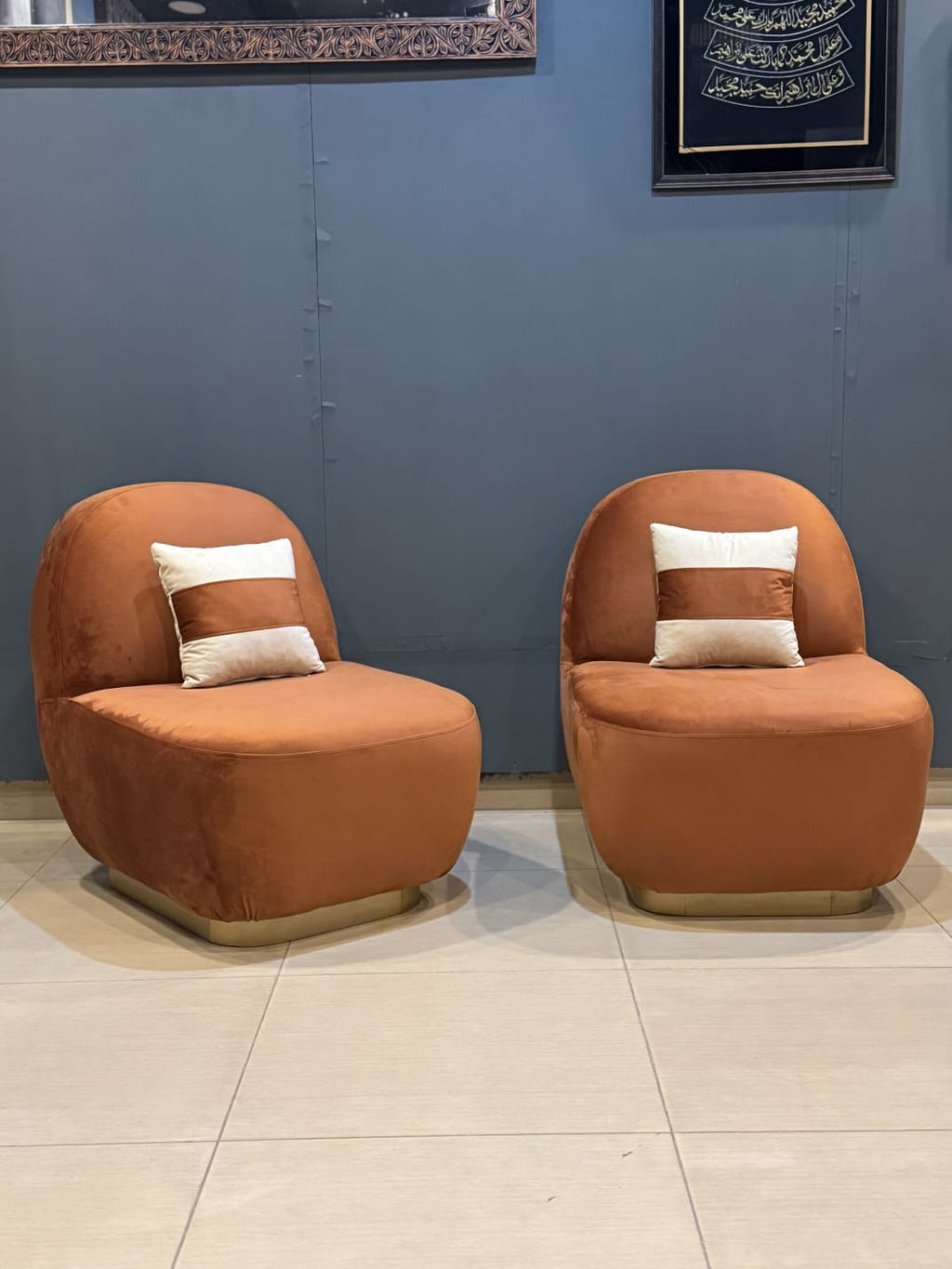 Modern Lounge Chair by Z Galleria