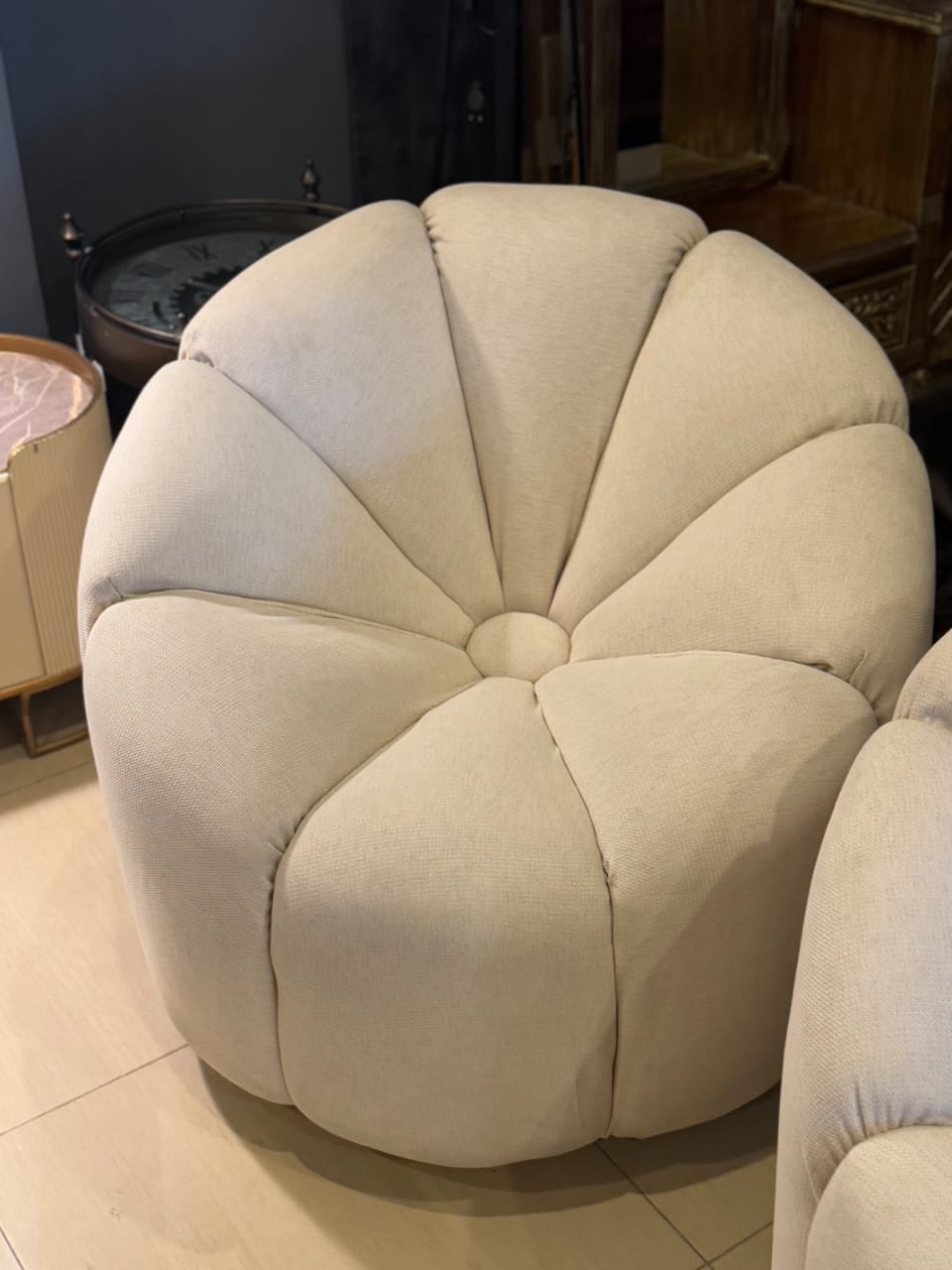 White Luxurious Revolving Chair by Z Galleria