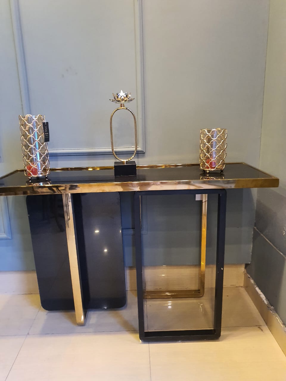Gold marble console table side profile